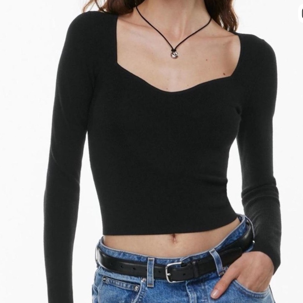 Wilfred Aritzia Cropped Long Sleeve Top Black Fitted Square Neck Size S